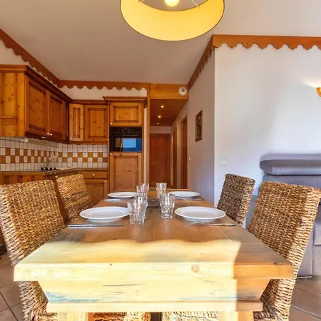 Pralioud - Confort Moderne, & Piscine Tatil Evi *