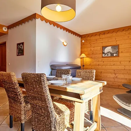 Tatil Evi Pralioud - Confort Moderne, & Piscine La Plagne