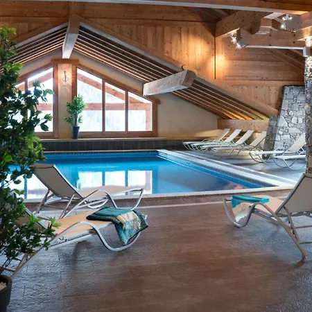 Pralioud - Confort Moderne, & Piscine Tatil Evi La Plagne